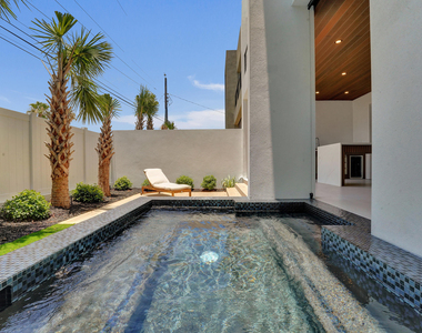 1525 Ne 15th Avenue - Photo Thumbnail 21