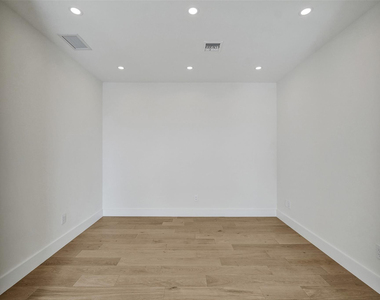 1525 Ne 15th Avenue - Photo Thumbnail 34
