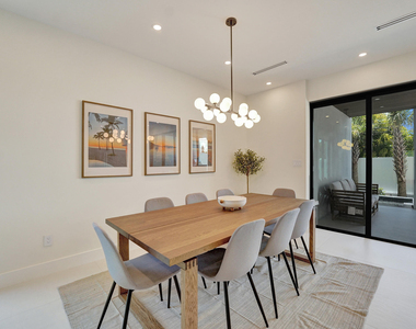 1525 Ne 15th Avenue - Photo Thumbnail 10