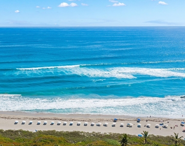 444 Ne Wavecrest Way - Photo Thumbnail 40