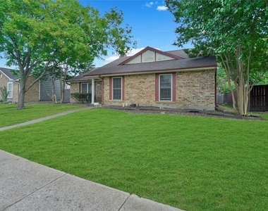 1306 Clearview Drive - Photo Thumbnail 1