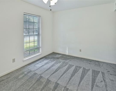 1306 Clearview Drive - Photo Thumbnail 23
