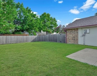 1306 Clearview Drive - Photo Thumbnail 24