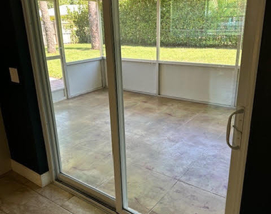 4570 Barrett Street - Photo Thumbnail 10