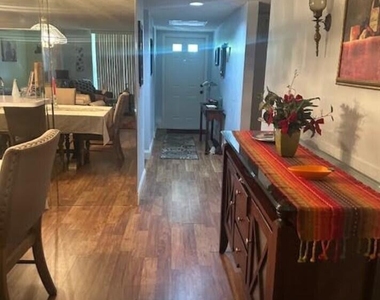 4735 Lucerne Lakes Boulevard E - Photo Thumbnail 4