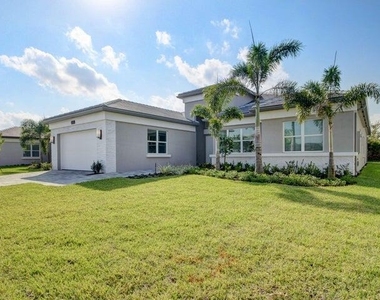 12832 Veneto Springs Drive - Photo Thumbnail 2