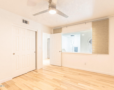 5625 E Tierra Buena Lane - Photo Thumbnail 27