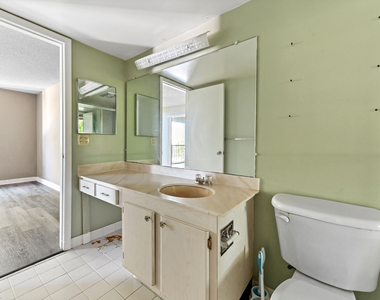 4080 Tivoli Court - Photo Thumbnail 16