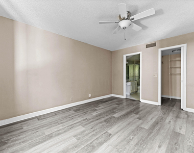 4080 Tivoli Court - Photo Thumbnail 14