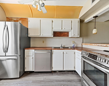 4080 Tivoli Court - Photo Thumbnail 2
