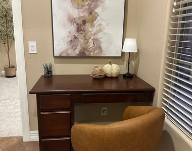 15264 W Georgia Drive - Photo Thumbnail 23