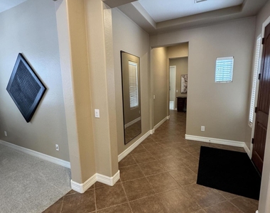 15264 W Georgia Drive - Photo Thumbnail 39