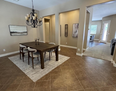 15264 W Georgia Drive - Photo Thumbnail 2