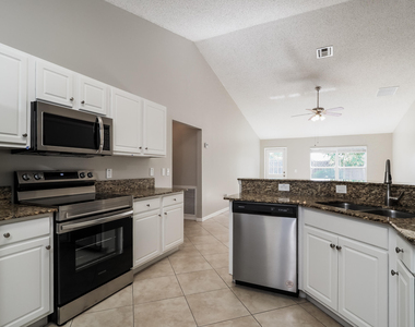 3668 Sw Ballweg Street - Photo Thumbnail 5