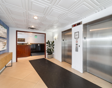 5100 Dupont Boulevard - Photo Thumbnail 24