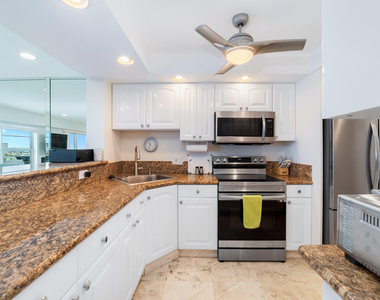 5100 Dupont Boulevard - Photo Thumbnail 7