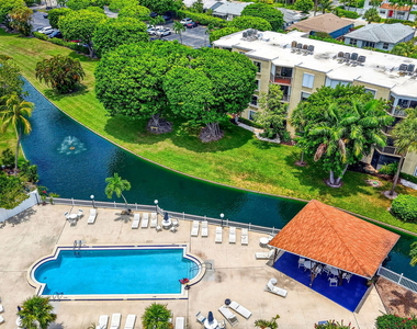 200 Waterway Drive S - Photo Thumbnail 34