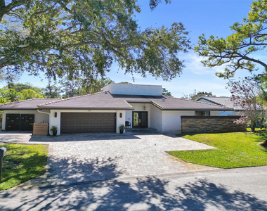 614 Lakewoode Circle W - Photo Thumbnail 39
