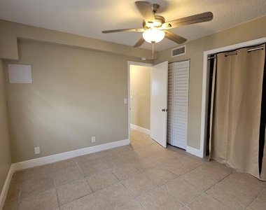 1200 W Blue Heron Boulevard - Photo Thumbnail 15