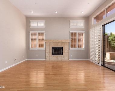 7740 E Gainey Ranch Road - Photo Thumbnail 5