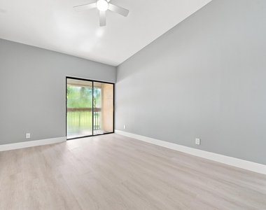2249 Sw 15th Street - Photo Thumbnail 12