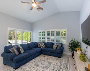 1349 Brampton Cove - Photo Thumbnail 7