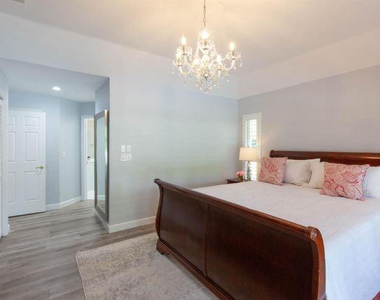 1349 Brampton Cove - Photo Thumbnail 10