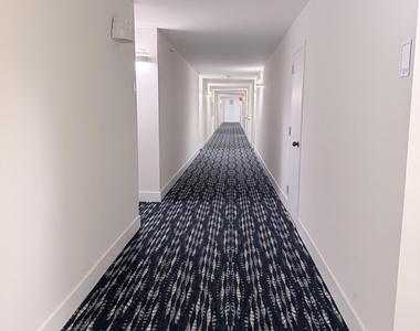 540 Brickell Key Drive - Photo Thumbnail 19