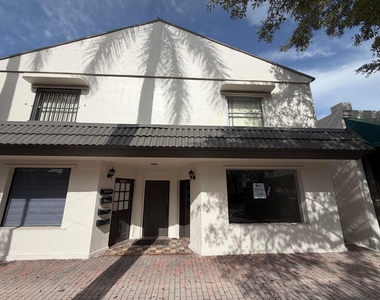 313 N Krome Avenue - Photo Thumbnail 11