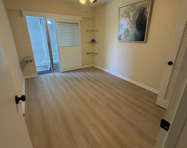 293 Brighton G - Photo Thumbnail 15