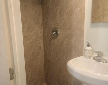 2430 Sw 82nd Terrace - Photo Thumbnail 3