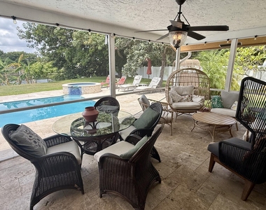 1526 Cormorant Road - Photo Thumbnail 12