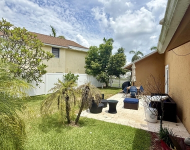 1526 Cormorant Road - Photo Thumbnail 18