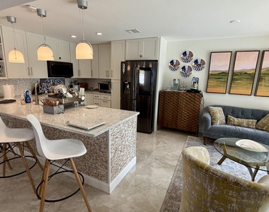 1526 Cormorant Road - Photo Thumbnail 2