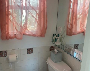 1220 Se 2nd Street - Photo Thumbnail 34