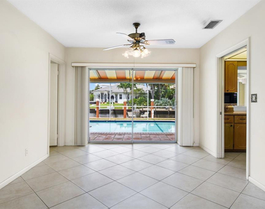 4041 Ne 27th Terrace - Photo Thumbnail 16