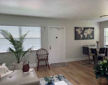 124 Oakridge I - Photo Thumbnail 8
