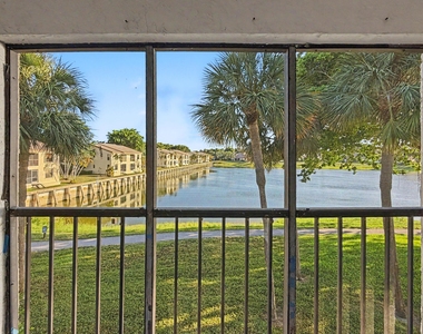 330 Palmwood Place - Photo Thumbnail 16