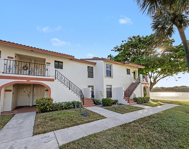 330 Palmwood Place - Photo Thumbnail 1