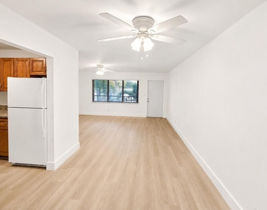 2201 Ne 36th Street - Photo Thumbnail 18