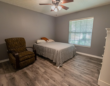 1193 Sw Live Oak Cove - Photo Thumbnail 14