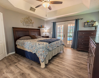 1193 Sw Live Oak Cove - Photo Thumbnail 8