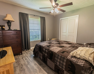 1193 Sw Live Oak Cove - Photo Thumbnail 10