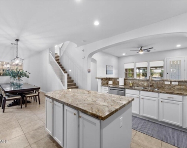 22473 S 204th Street - Photo Thumbnail 6