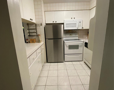 6505 Winfield Boulevard - Photo Thumbnail 3