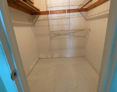 6505 Winfield Boulevard - Photo Thumbnail 12