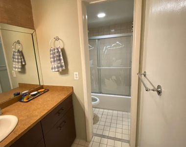 6505 Winfield Boulevard - Photo Thumbnail 10