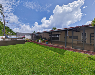 1571 Se 24th Avenue - Photo Thumbnail 20