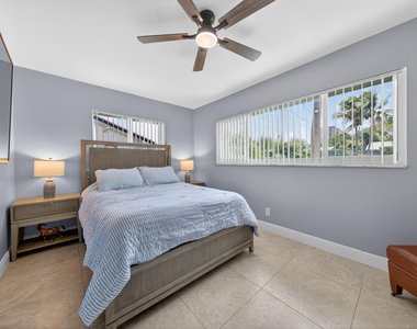 1571 Se 24th Avenue - Photo Thumbnail 12