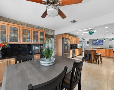 1571 Se 24th Avenue - Photo Thumbnail 10